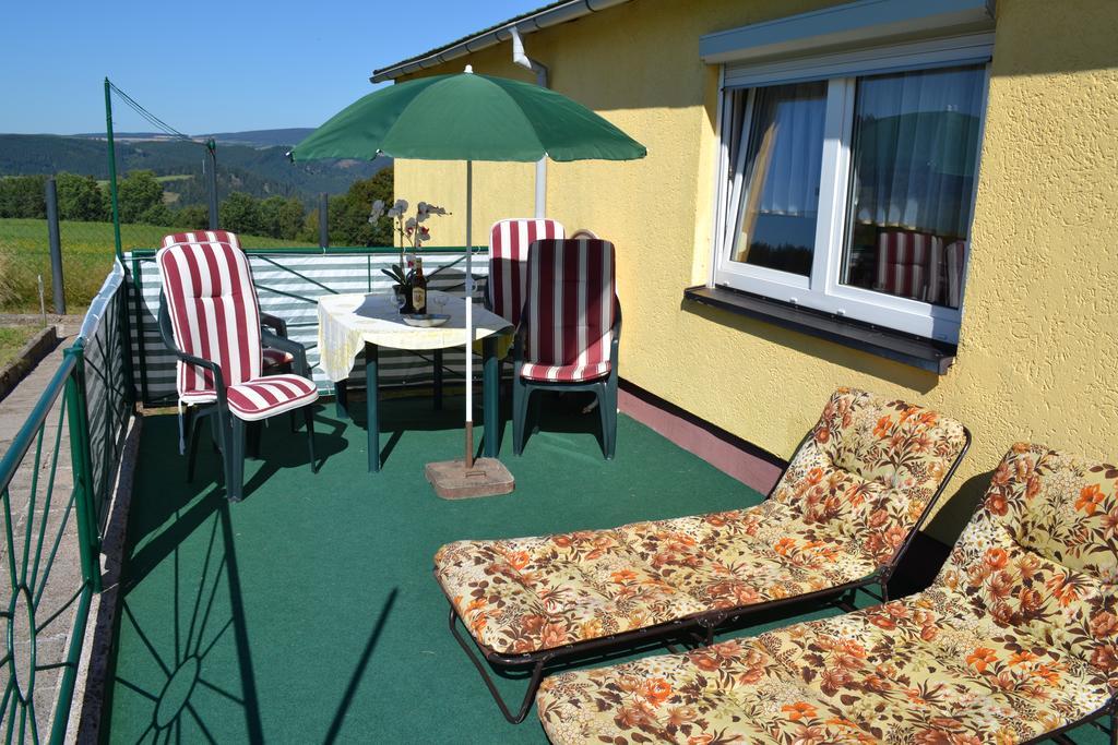 Ferienwohnung Auf der Weide Oberweißbach Exterior foto